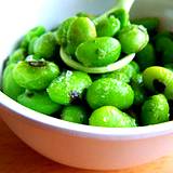 a photo of a bowl of soybeans a good source of tryptophan